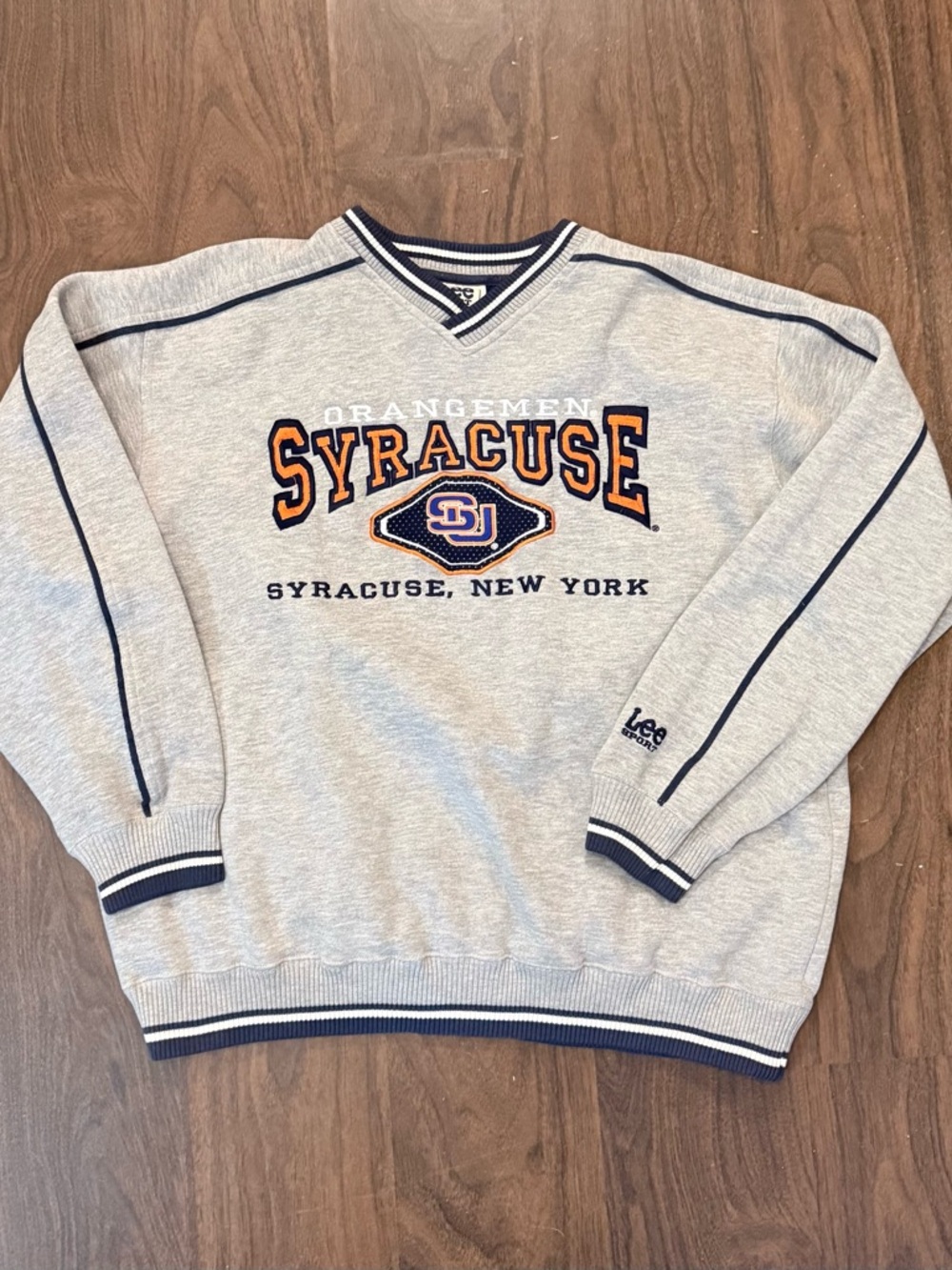 Vintage 90s University of Syracuse Orangemen Embroidered Gray Baggy Crewneck